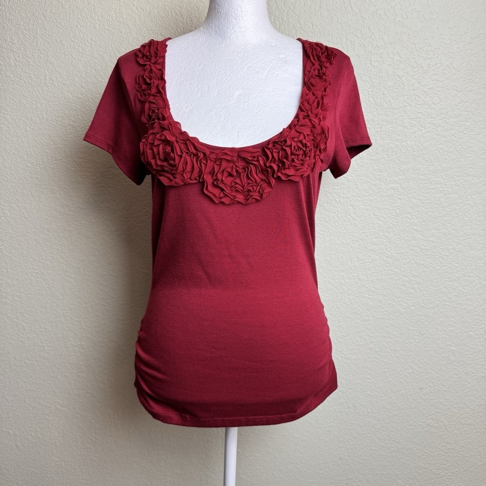 JKLA California Women's Top Red Size S Short Sleeve Ruffles Pullover Stretch